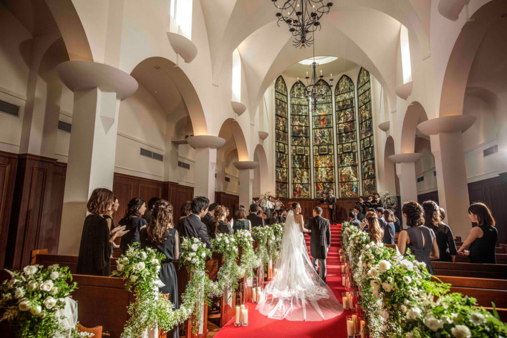 【2人から貸切OK】\挙式のみプラン/“森のチャペル”or“大聖堂”★選べる結婚式が32万円で叶う♪